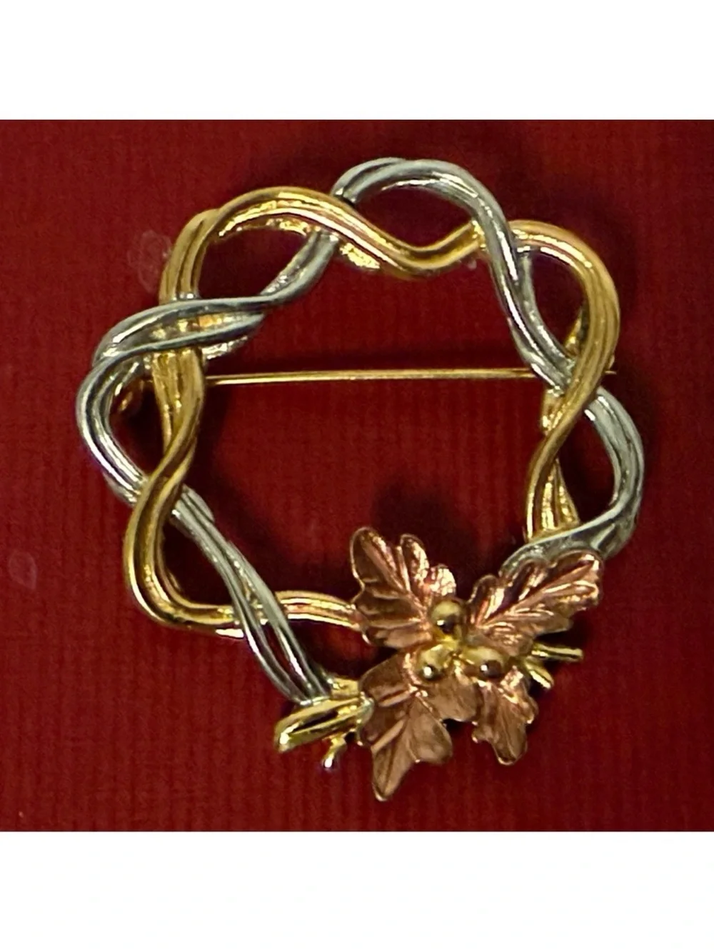 DANECRAFT BROOCH SILVER GOLD WREATH PINK LEAVES VINTAGE SIGNED